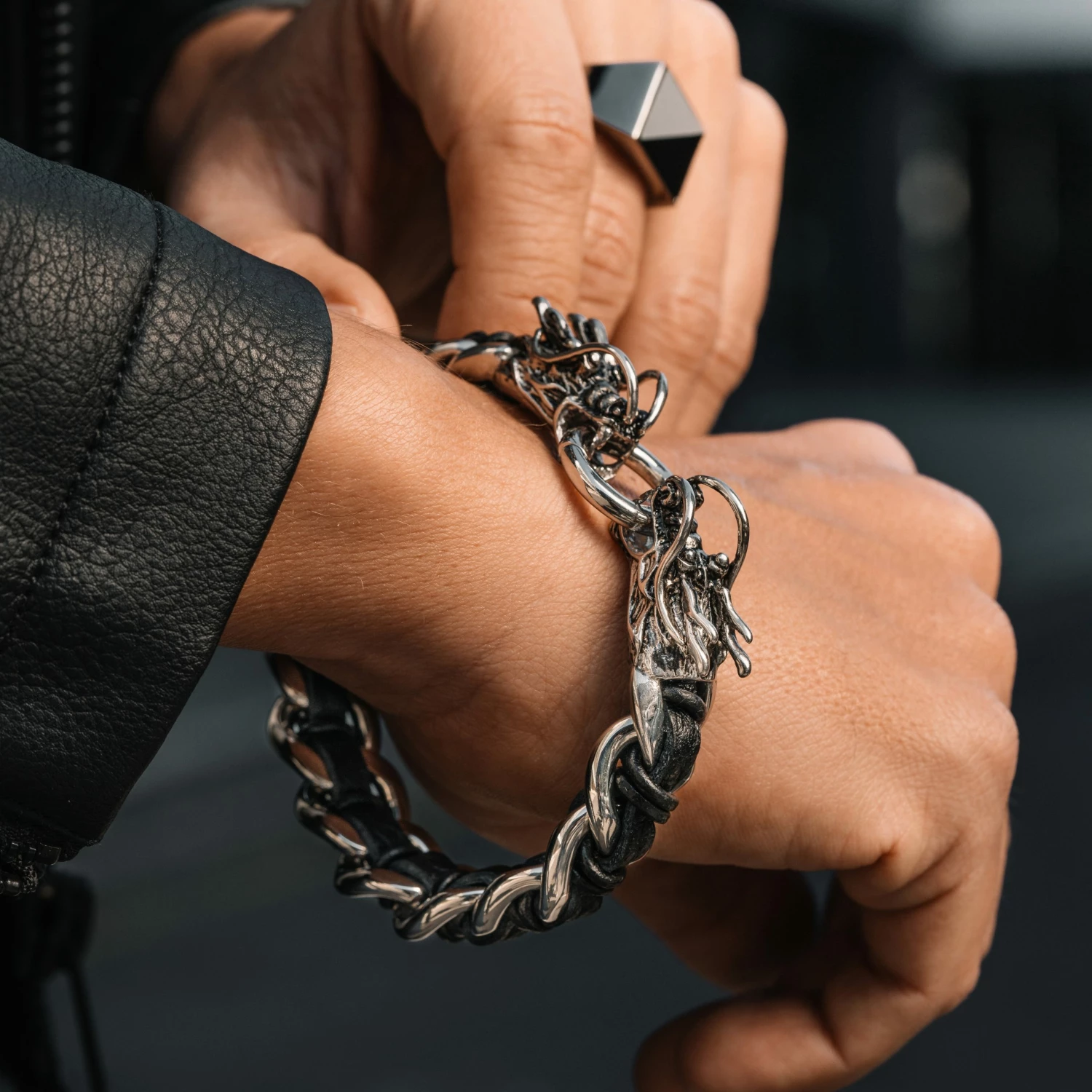 Fort Tempus Black Leather & Stainless Steel Curb Chain Dragon Bracelet 3 Fort Tempus Black Leather & Stainless Steel Curb Chain Dragon Bracelet - Image 3