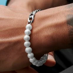 Lucleon Amager | Silver-Tone Stainless Steel Curb Chain & Pearl Bracelet 11 Lucleon Amager | Silver-Tone Stainless Steel Curb Chain & Pearl Bracelet -MEN'S BRACELETS Sales Store rst acpa collectionpage gold 23105 silver 23101 black 23109 bjarkejohansen 2 2 bm
