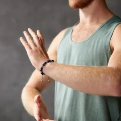 Arkai Sanatio | 8mm Black Lava Rock & Amethyst Bracelet -MEN'S BRACELETS Sales Store ste sbcl ig 1x1 bracelet arkai 23672 19999 1